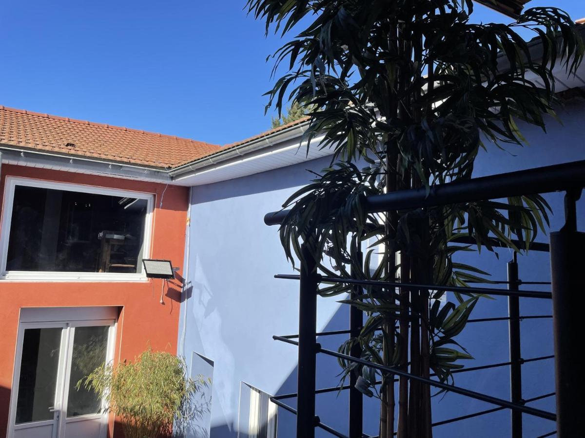 Villa Kiara Hebergements Cusset Dış mekan fotoğraf
